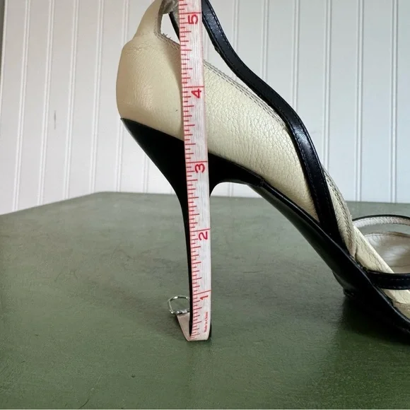 Narcisso Rodriguez Two Tone Closed Toe Heels in Cream & Black Leather *Italy* - Picture 7 of 9